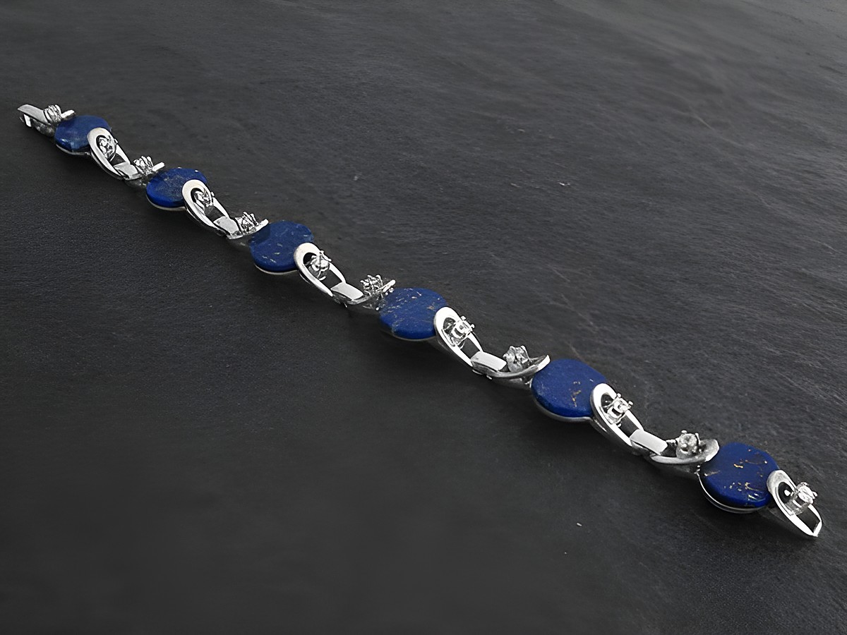 Silberarmband 19 cm Design Sodalith Zirkonia weiß, Hersteller Juwelier Harnisch, mit elegantem Sodalith und funkelnden Zirkonia-Steinen, perfekt für jeden Anlass.