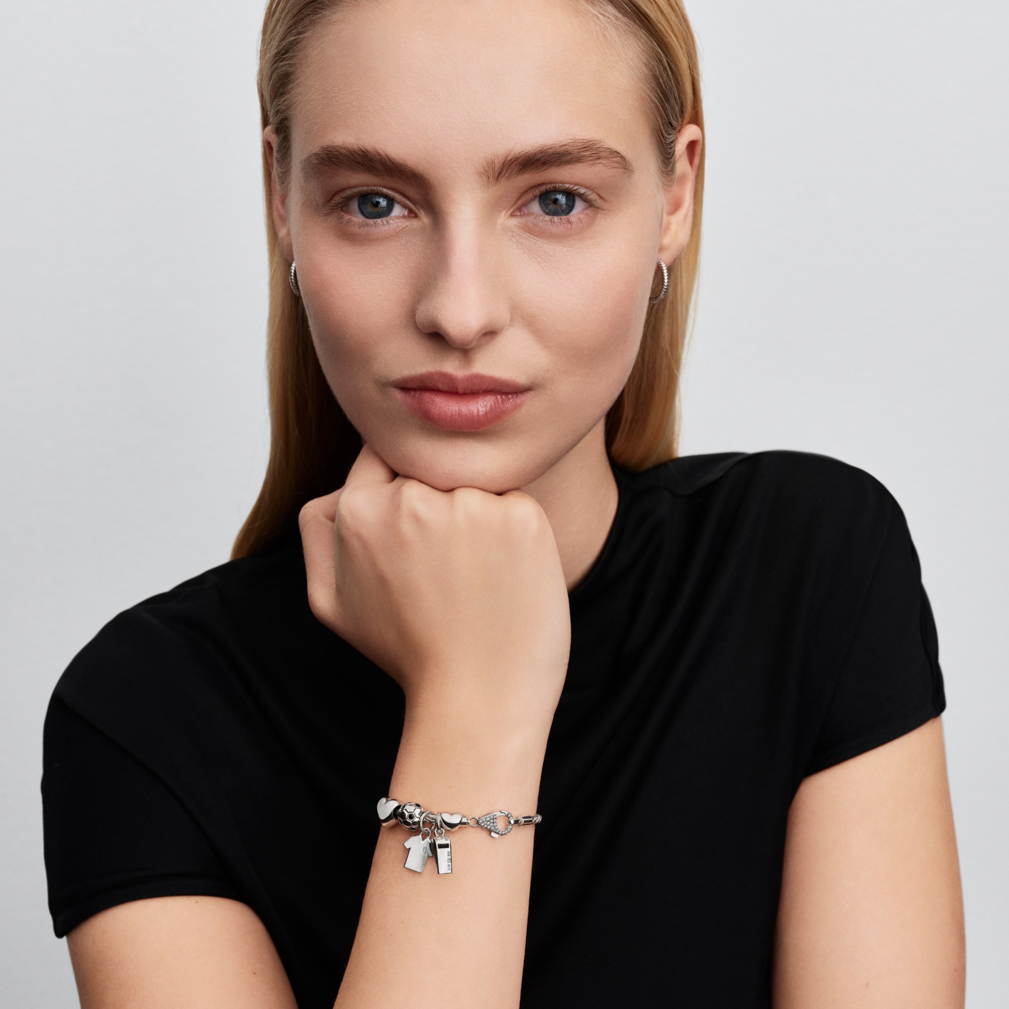 Pandora Gravierbarer Fußballtrikot-Dangle-charm - Silber - Zirkonia – Ansicht 3