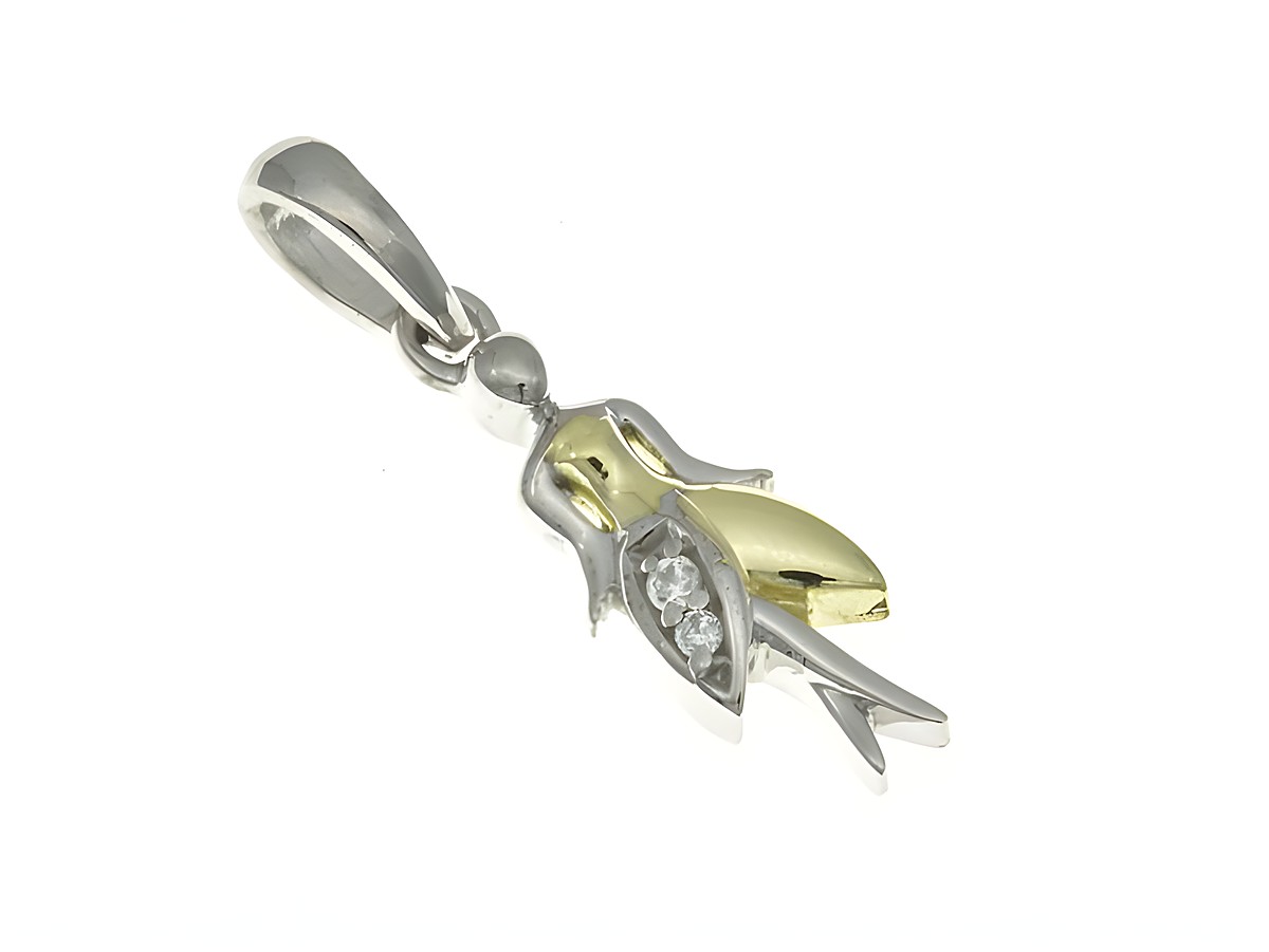 Elfe Fee Anhänger aus sterling Silber in bicolor rhodiniert mit Zirkonia für Kinder, zeigt eine hübsche, filigrane Darstellung einer Fee mit goldenem Kleid.