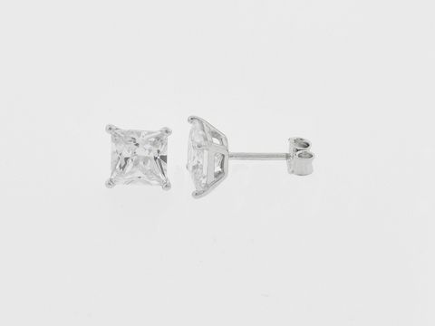Silber Ohrringe in quadratischer Form, 10 mm Größe, mit Zirkonia in Stecker-Design, Hersteller Juwelier Harnisch, elegantes Schmuckstück für jeden Anlass.
