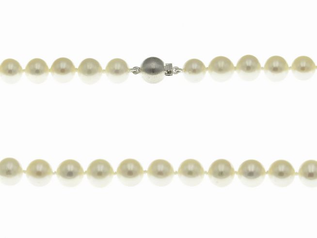 Silberkette Venezia aus rhodiniertem Sterling Silber, 80 cm lang und 1,2 x 1,2 mm dick, hergestellt von Juwelier Harnisch, elegant und zeitlos in Design.