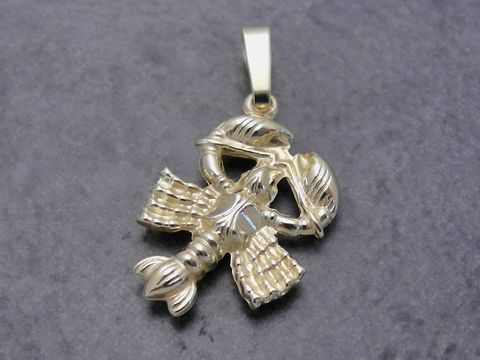 Anhänger Sternzeichen Krebs aus goldfarbenem Metall, plastisch gestaltet, vom Hersteller Juwelier Harnisch, detailreich und ansprechend für Astrology-Liebhaber.