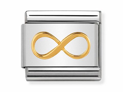 403016241-0 Charm mit dem Symbol der Unendlichkeit aus Gold auf einem silbernen Hintergrund, Teil der Composable Classic Kollektion von Nomination. Elegantes Design für einzigartigen Schmuck.