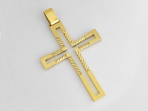 Kreuz in Gold, klassischer Anhänger aus Gold 333, mit symbolischen Verzierungen, Hersteller Juwelier Harnisch, perfekt als Schmuckstück für verschiedene Anlässe.