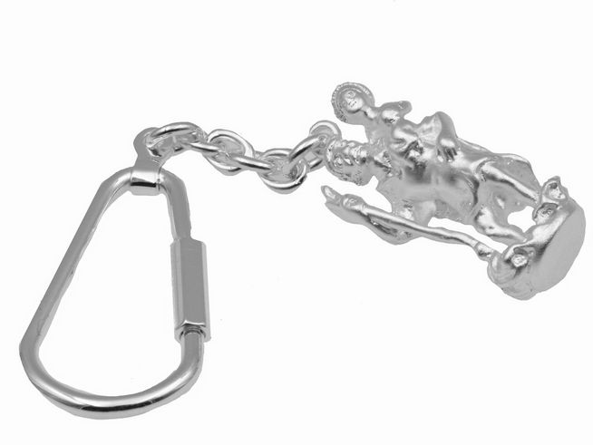 Schlüsselanhänger mit der Figur des Heiligen Christophorus aus Sterling Silber, ideal als Geschenkidee. Hersteller Juwelier Harnisch, echt Silber.