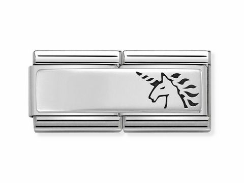 Einhornmotiv auf einem klassischen silbernen Charm aus Edelstahl, glatt und glänzend mit einem detaillierten Einhornkopf, Hersteller: Nomination, Modellnummer 330710 18 - DOUBLE Classic Silver Shine.
