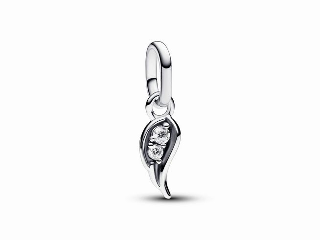 Funkelnder Engelsflügel-Mini-Anhänger aus Sterling Silber mit Zirkonia, ideal für Pandora ME Charms, verleiht jedem Schmuckstück eine elegante Note.