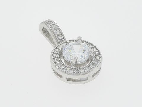 Silber Anhänger rund aus Silber, hinreißend gestaltet mit klaren Zirkonia, Hersteller: Juwelier Harnisch, Zirkonia funkelt ansprechend im Mittelpunkt des Anhängers.