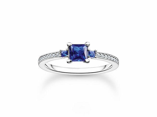 Thomas Sabo Ring TR2402-166-32-56 aus Sterling Silber mit einem Glas-Keramik Stein in der Mitte und Zirkonia-Besatz an den Seiten, Größe 56.