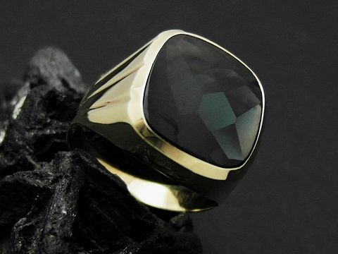 Gold Ring viereckig mit glamourösem synthetischen Turmalin in Größe 63, Hersteller Juwelier Harnisch, ideal für Gr. 60/19. Elegante und stilvolle Ausführung.