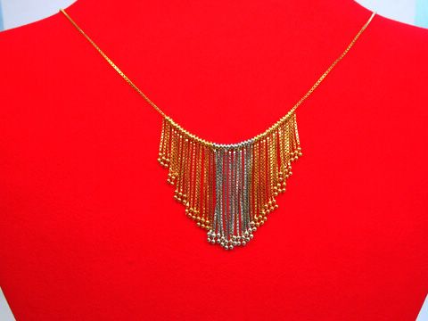 Collier 333 Mittelteil 3 farbig tricolor venezia 42cm von Juwelier Harnisch, elegantes Design mit goldenem, silbernem und roségoldenem Farbverlauf, kunstvoll angeordnet in einem schimmernden Muster.
