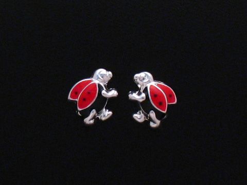 Ohrringe Marienkäfer aus Sterling Silber, niedlich gestaltet für Kinder, Hersteller Juwelier Harnisch, mit roten Flügeln und schwarzen Punkten. Ideal als süßes Schmuckstück.