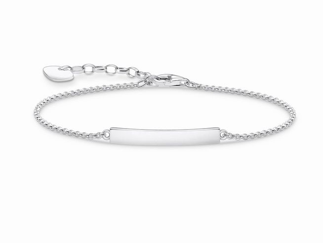 Silbernes Armband von Thomas Sabo mit einer schlichten Kette und einer glatten, länglichen Plakette, verstellbar von 16 bis 19 cm. Ideal für eleganten Schmuck.