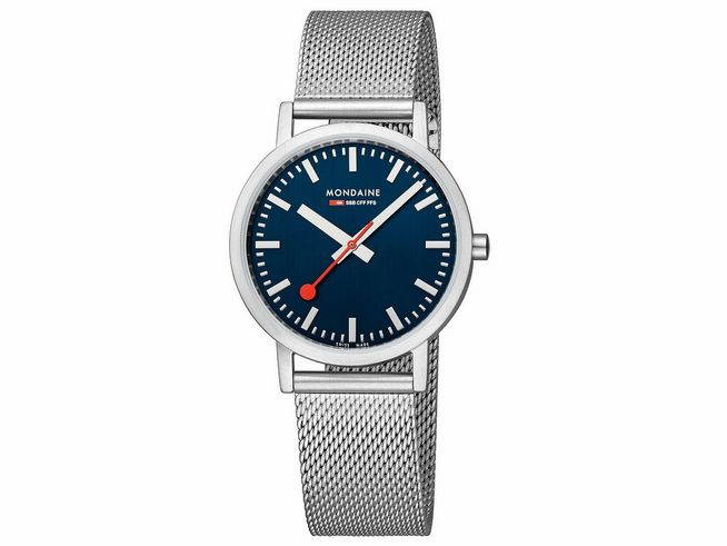 Mondaine Uhr Classic A660.30314.40SBJ mit einem 36 mm Gehäuse, Ziffernblatt in Ozeanblau, silbernem Milanaisearmband und roten Akzenten für ein modernes Design.