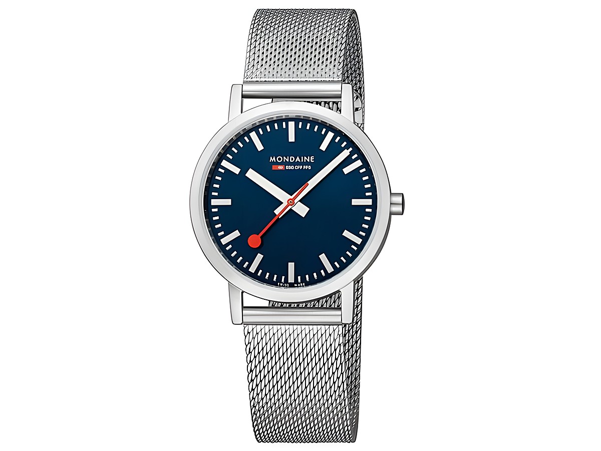 Mondaine Uhr Classic A660.30314.40SBJ mit einem 36 mm Gehäuse, Ziffernblatt in Ozeanblau, silbernem Milanaisearmband und roten Akzenten für ein modernes Design.