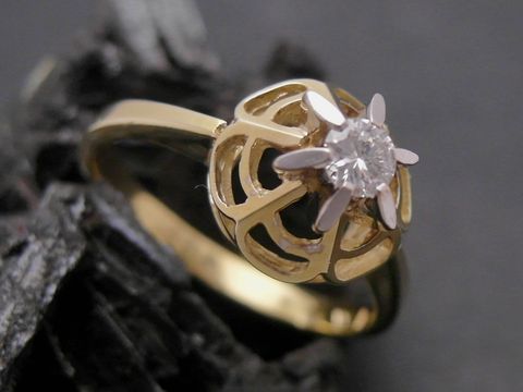Gold Ring - großartig - Gold 585 bicolor - Brillant - Goldring - Gr. 56,5, Hersteller: Juwelier Harnisch, bis Gr. 58/18,5, elegant gestalteter Ring mit funkelndem Diamanten.