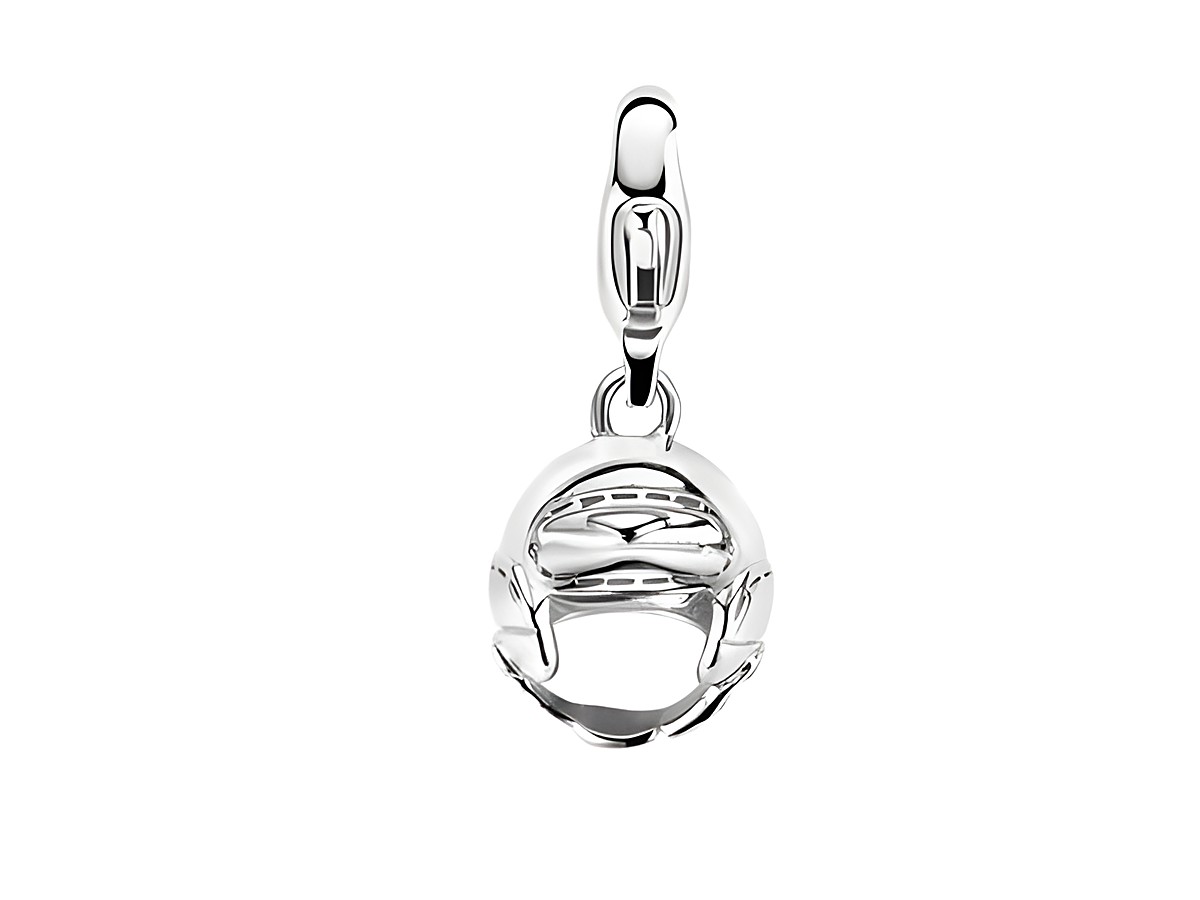 Silberner Charm von Ti Sento, Modell Be Safe 8261SI, in der Form eines Helmes, ideal für Armketten oder Schmuckdesign, glänzende Oberfläche, elegant und modern.