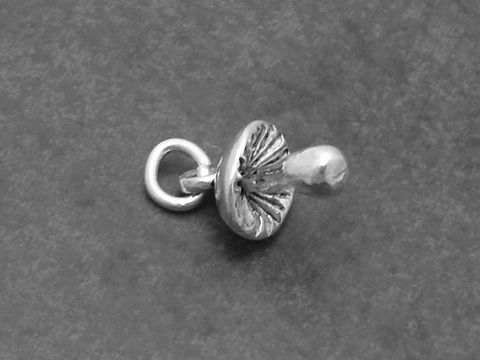 Silber Anhänger Pilz Mushroom Wald Natur Neues Modell von Juwelier Harnisch, detaillierte Ausführung des Pilzes, ideal für Pflanzenliebhaber und Naturfreunde.