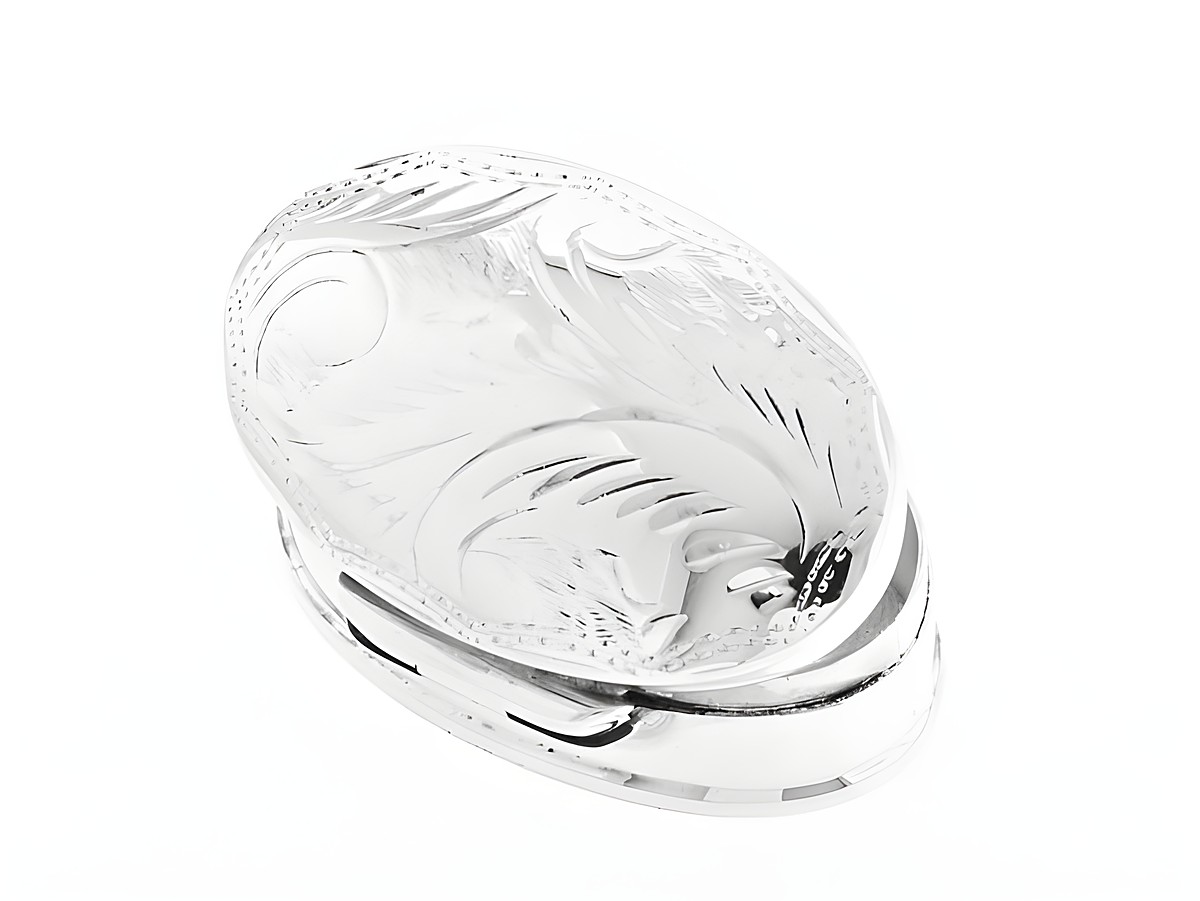 Dose Oval Muster - Silber 925 - zeitlos, Hersteller: Juwelier Harnisch, ohne Stein, mit elegantem, graviertem Design auf der Oberfläche und einem kompletten, geschlossenen Boden.