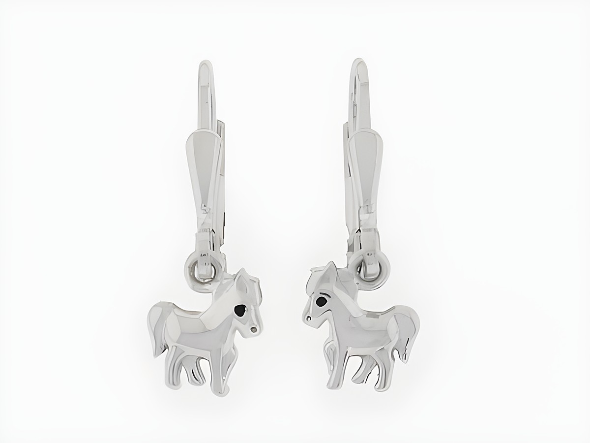 Silber Ohrringe in Form von niedlichen Fohlen, rhodiniert, geeignet für Kinder. Hersteller: Juwelier Harnisch. Perfekte Schmuckstücke für kleine Pferdefreunde.
