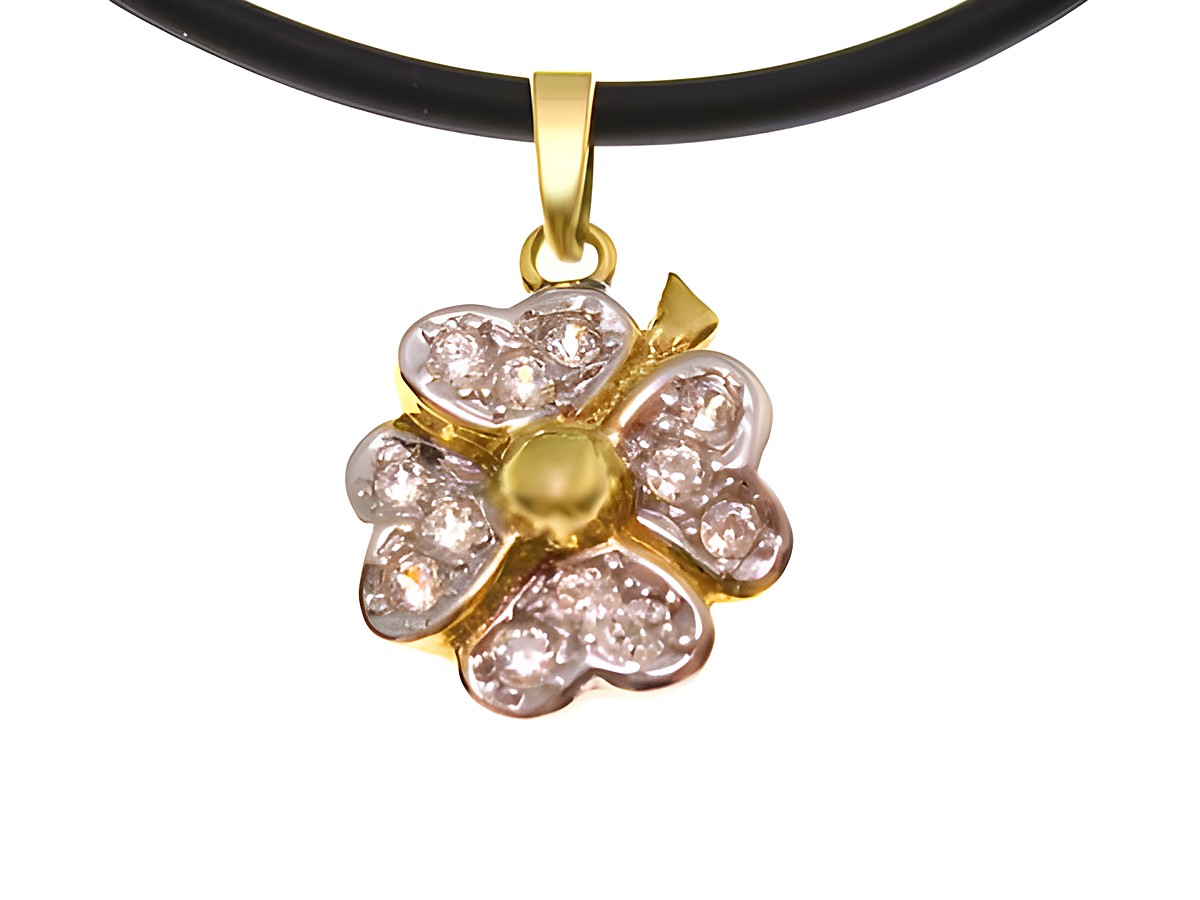 Bicolor Kleeblatt Goldanhänger mit Zirkonia von Juwelier Harnisch, glänzendes Design mit goldenen und klaren Steinen, ideal für stilvolle Akzente.