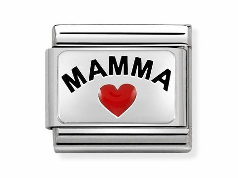 Ein eleganter Charm aus Silber mit dem Schriftzug MAMMA in schwarzer Schrift und einem roten Herz. Ideal als Geschenk für Mütter oder als liebevolle Geste.