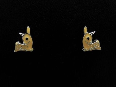 Silberne Ohrringe in Form von Rehkitz Ohrsteckern, rhodiniert, ideal für Kinder, Hersteller Juwelier Harnisch, zierlich und hübsch gestaltet.