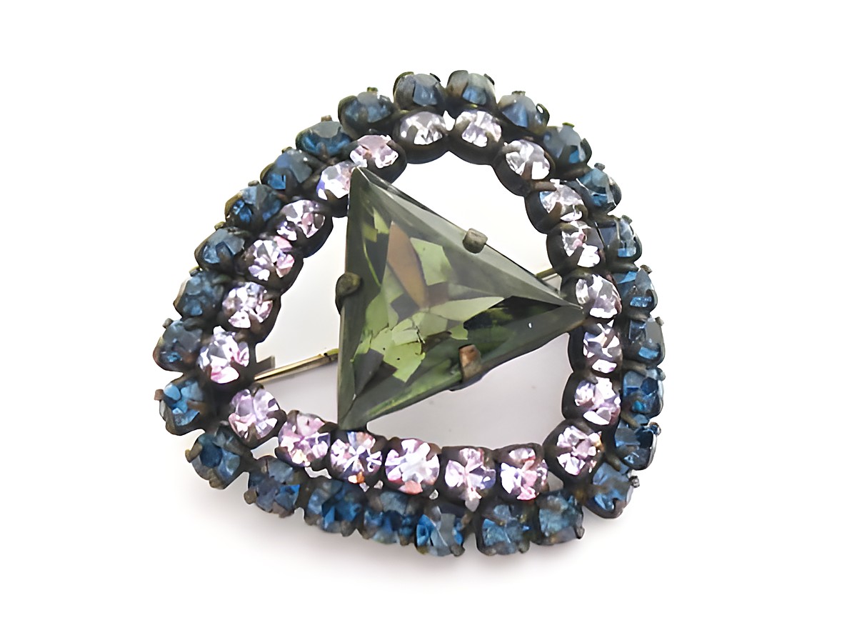 Strass Brosche rund in lila und grün gefasst, neu vom Hersteller Juwelier Harnisch, verziert mit bunten Strass-Steinen in einem eleganten Design. Ideal für stilvolle Akzente.