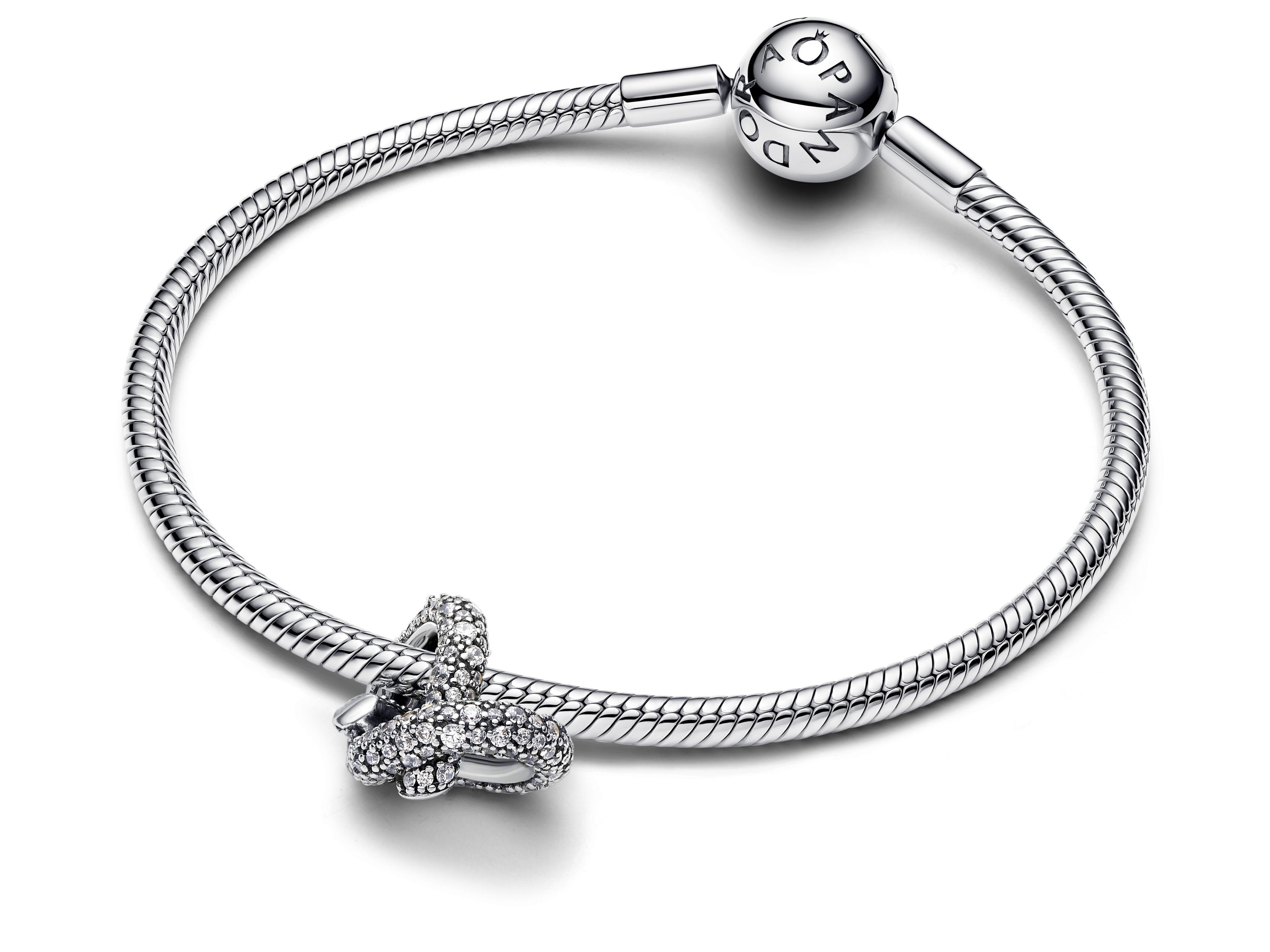 Armband aus Sterling Silber von Pandora mit Pavé Unendlichkeitsknoten Herz und funkelnden Zirkonia, Hersteller: Pandora, Neuheiten. Elegantes Design für jeden Anlass.
