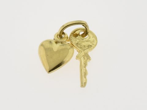 Gold Anhänger Schlüssel mit Herz 333 Gold süß liebevoll Hersteller Juwelier Harnisch Schlüssel идеально для романтических украшений.