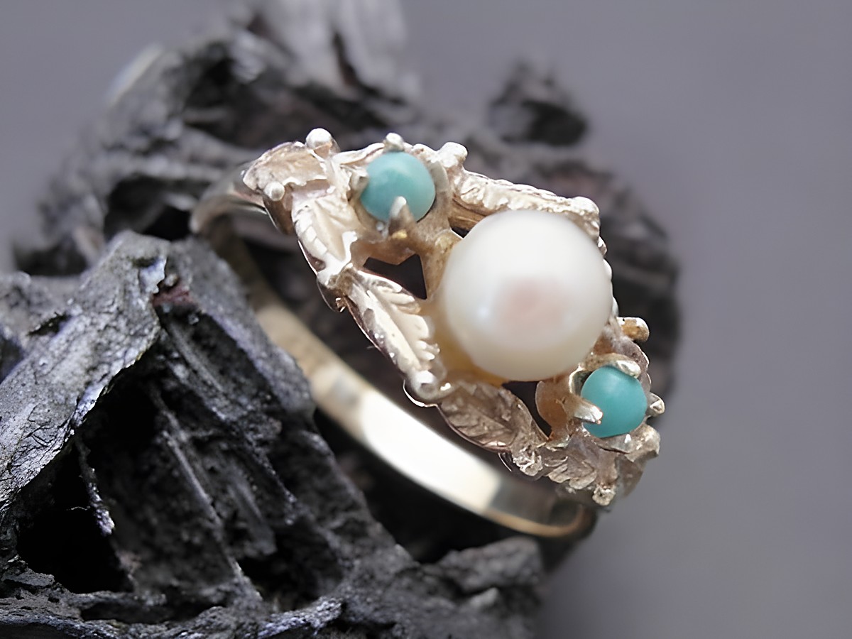 Goldring exquisit Gr. 54 mit Zuchtperle und Türkis, aus Gold 333, Hersteller Juwelier Harnisch, einzigartiges Design bis Gr. 54/17,5, elegant und zeitlos.