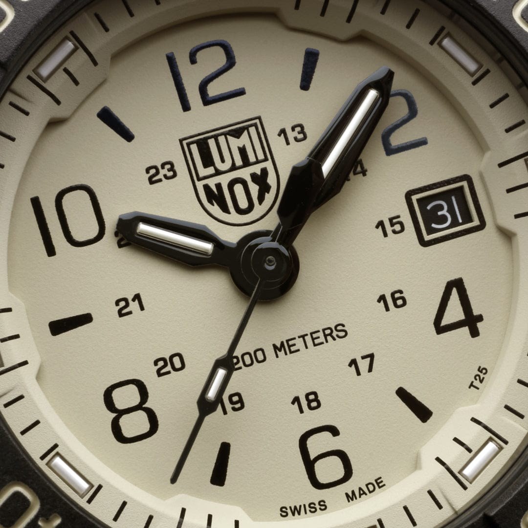 Luminox NAVY SEAL STEEL 3250 SERIES Uhr - Sea 45 mm - Schwarz - Beige – Ansicht 5