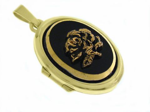 Rose Medaillon mit Cabochon aus Gold 585, gefertigt vom Juwelier Harnisch, zeigt eine kunstvoll gestaltete Rose auf schwarzem Grund, eingefasst in einem eleganten goldenen Rahmen.