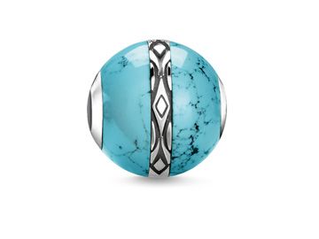 Thomas Sabo Karma Bead K0325-878-17 in türkis mit einem Stein und silbernen Akzenten, präsentiert in einer runden Form mit feinen Details. Ideal für individuelle Schmuckkreationen.