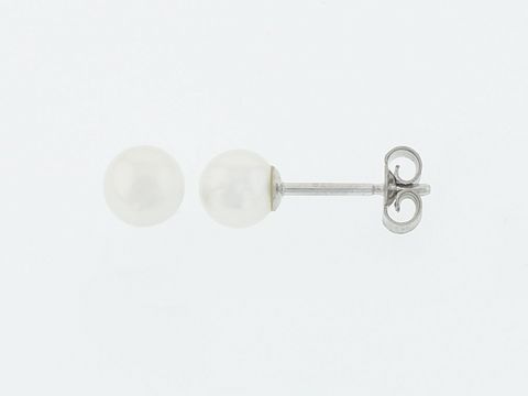 Silber Ohrringe mit 5 mm Süßwasser Zuchtperlen, elegantes Design von Juwelier Harnisch, zeitlos und stilvoll, ideal für den täglichen Gebrauch oder besondere Anlässe.