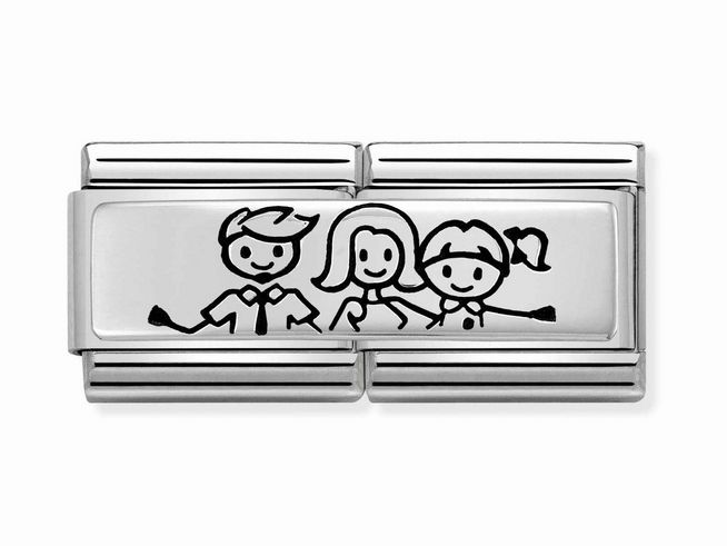 Familienanhänger aus klassischem Sterlingsilber von Nomination mit einer Zeichnung, die eine Familie mit einem kleinen Mädchen darstellt, Modell DOUBLE 330710 35.