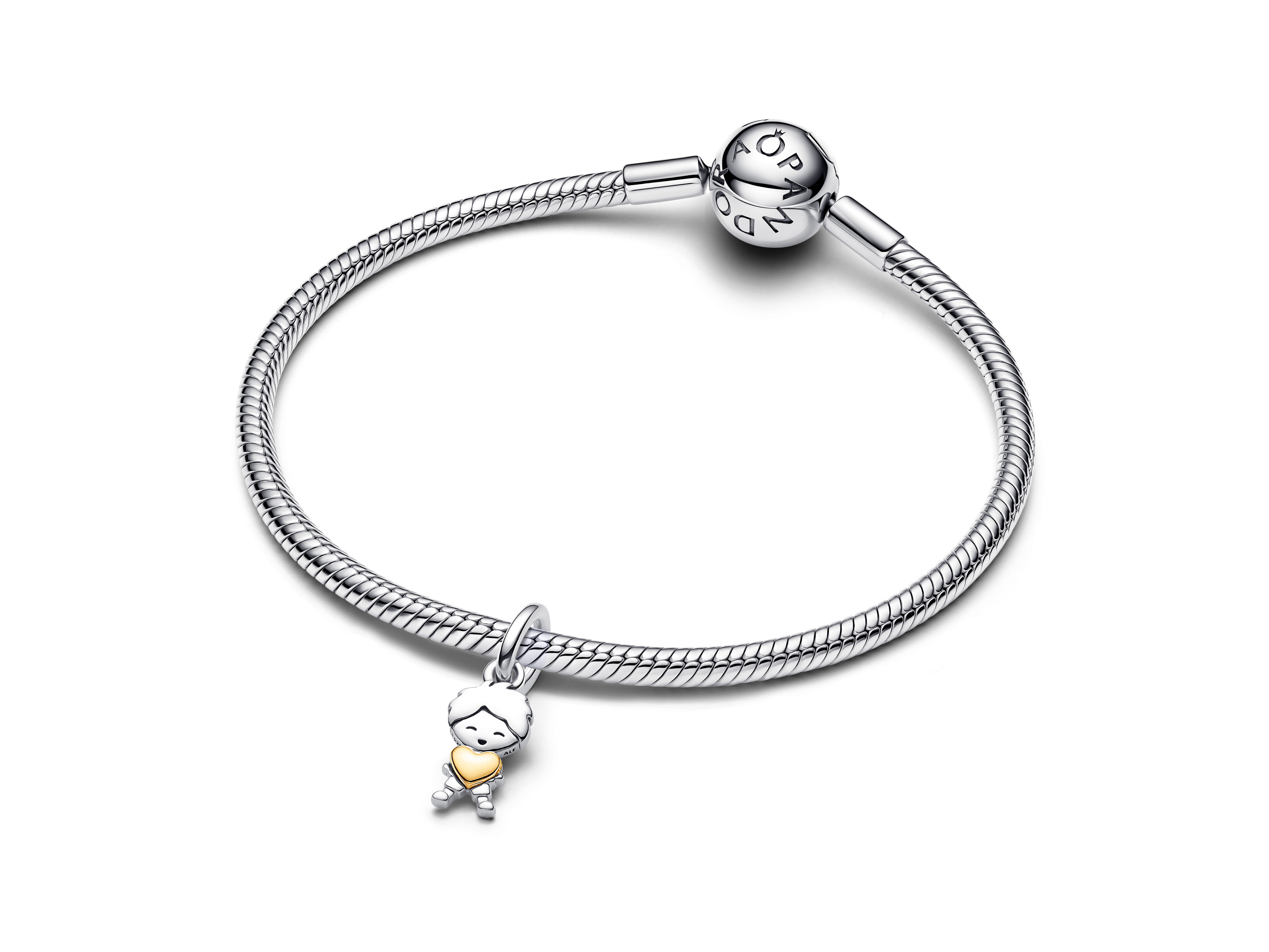 Armband aus Sterling-Silber mit einem Jungen-Anhänger in Silber und vergoldetem Herz, hergestellt von Pandora für die Kollektion ME - für Me & moments.