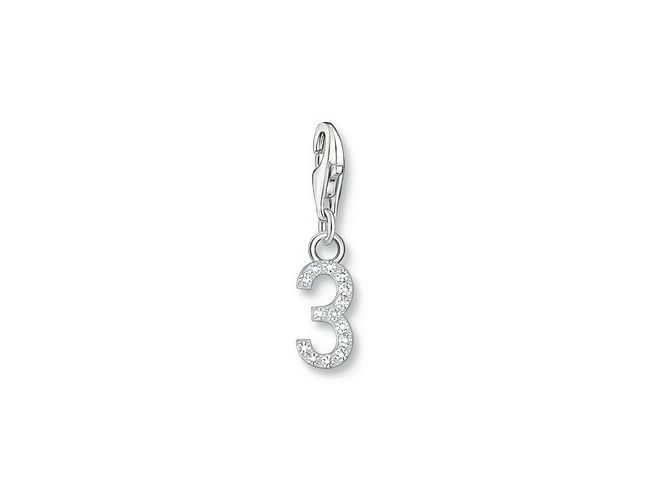 Charm-Anhänger von Thomas Sabo in Silber mit Zirkonia, gestaltet als Zahl 3, ideal für modische Akzente und personalisierte Schmuckstücke.
