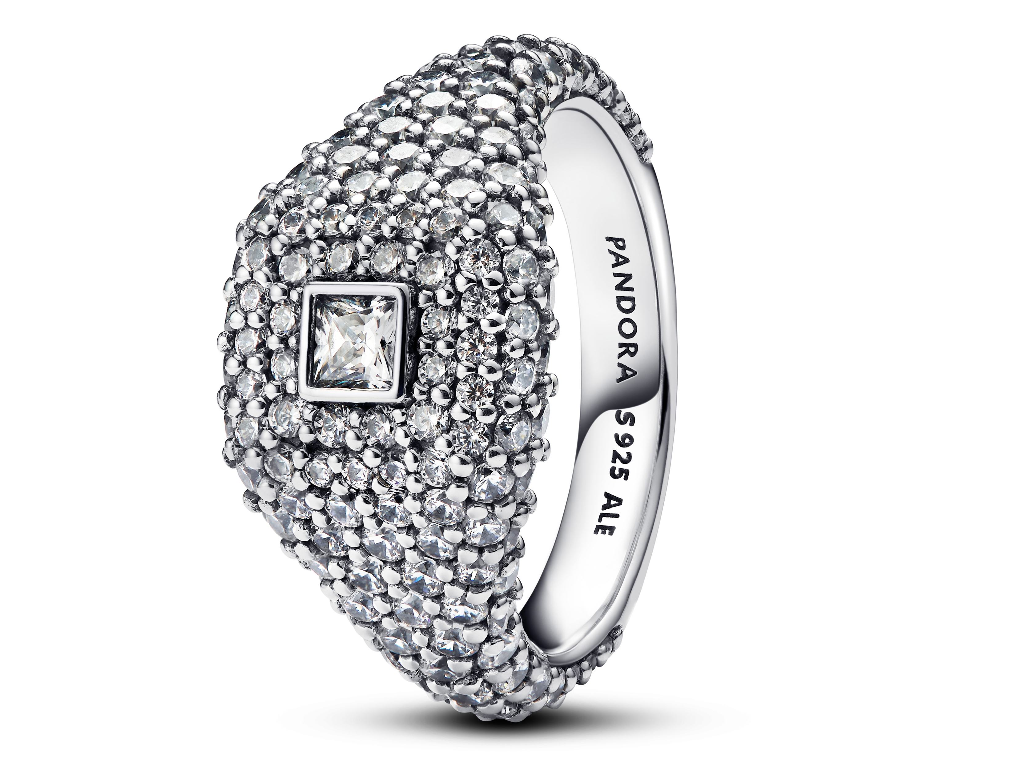 Pandora 193556C01-48 Cocktail Ring aus Silber mit klarem Zirkonia in Größe 48, funkelndes Design mit zentralem Zirkonia und umgebenden klaren Steinen, ideal für besondere Anlässe.