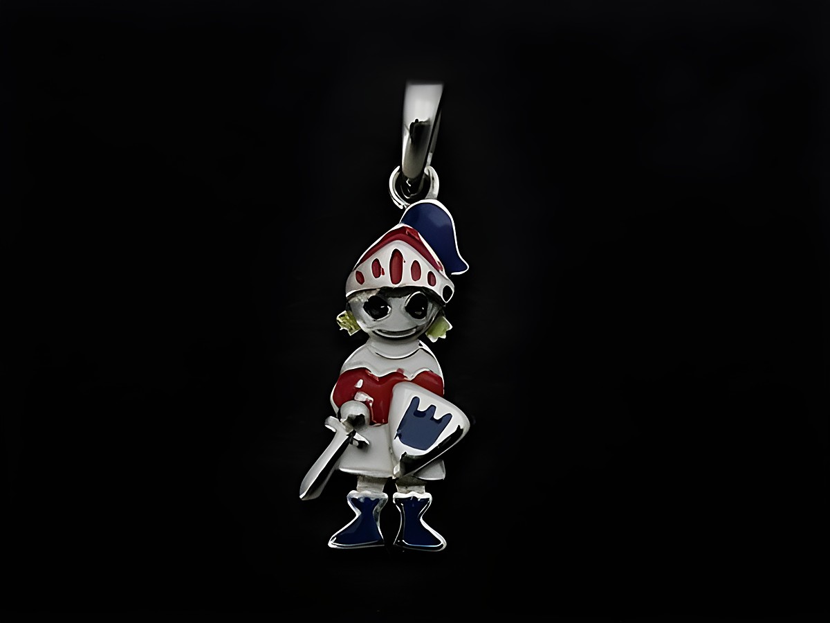 Ritter Silber Anhänger märchenhaft mit Lack in Rot, Blau, Weiß und Schwarz, Hersteller Juwelier Harnisch, ideal für Kinder.