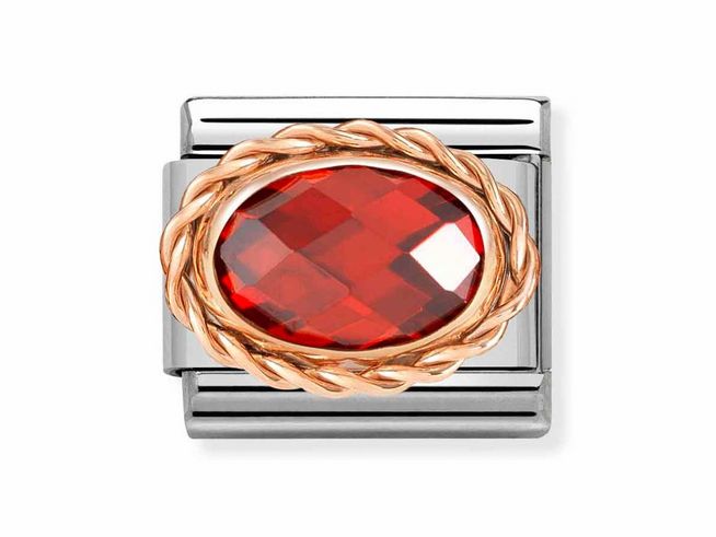Charm von Nomination Classic 430603 05 aus Edelstahl und Roségold mit ovalem, facettiertem roten Zirkonia Stein, umgeben von einem geflochtenen Roségold-Rahmen.