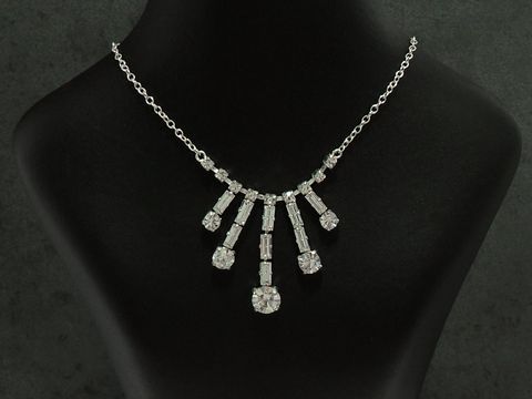 Strass Collier Kette bezaubernd in Weiß, 38-45 cm lang, mit glitzernden Strasssteinen, Hersteller Juwelier Harnisch, aus Sterling Silber und silberfarbenem Material.