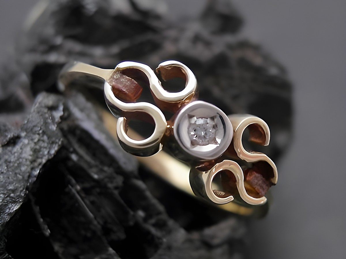 Gold Ring zeitlos Gold 585 tricolor Brillant Goldring Gr. 54,5 Hersteller Juwelier Harnisch bis Gr. 56/18 elegant gestaltet mit einzigartigem Design und funkelndem Brillanten in der Mitte.