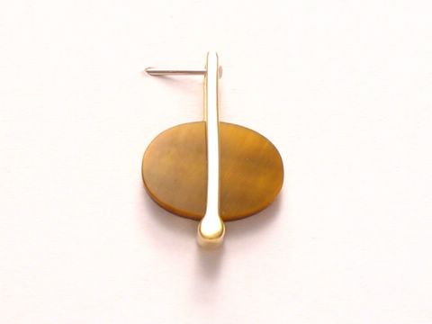 Ovaler Tigerauge Anhänger mit Gold Auflage Doublé, Hersteller Juwelier Harnisch, eleganter Schmuck mit bernsteinfarbener Oberfläche und feiner Metallverarbeitung. Ideal für stilvolle Akzente.