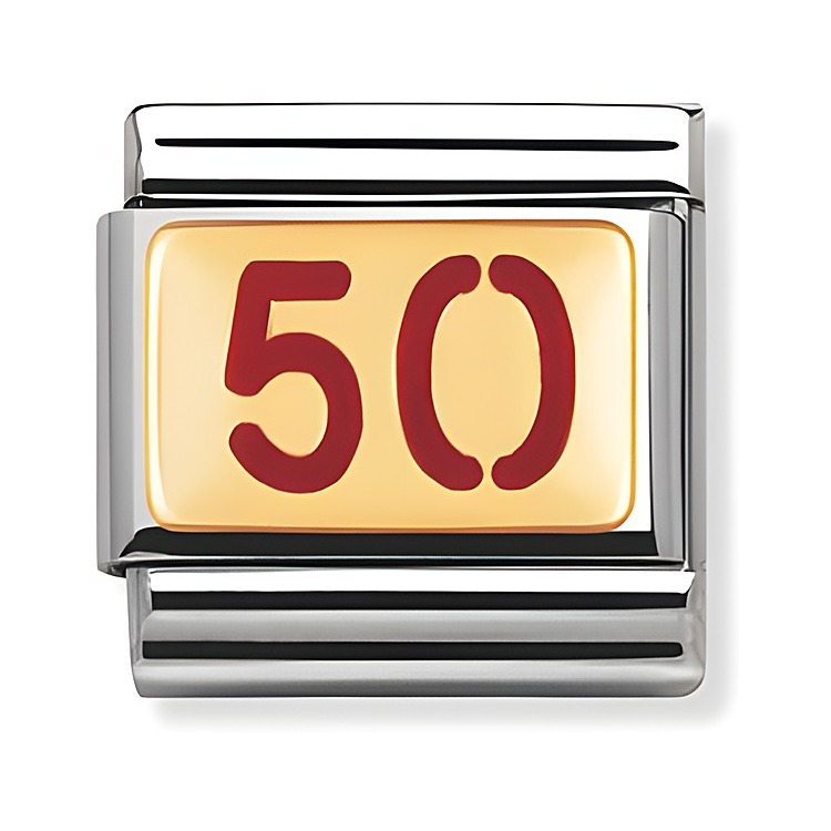 Zahl 50 emailliert in Rot auf beige Hintergrund, eingerahmt von einem silbernen Metallrand, passend zu der Schmuckmarke Nomination Classic. Ideal zur persönlichen Gestaltung.