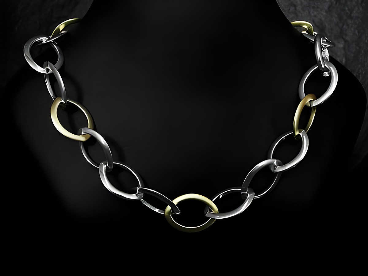 Silber Kette Weitanker mit vergoldeten matten Elementen, 45 cm, Hersteller Juwelier Harnisch, in ansprechendem Design. Weitere Kettenmuster verfügbar.