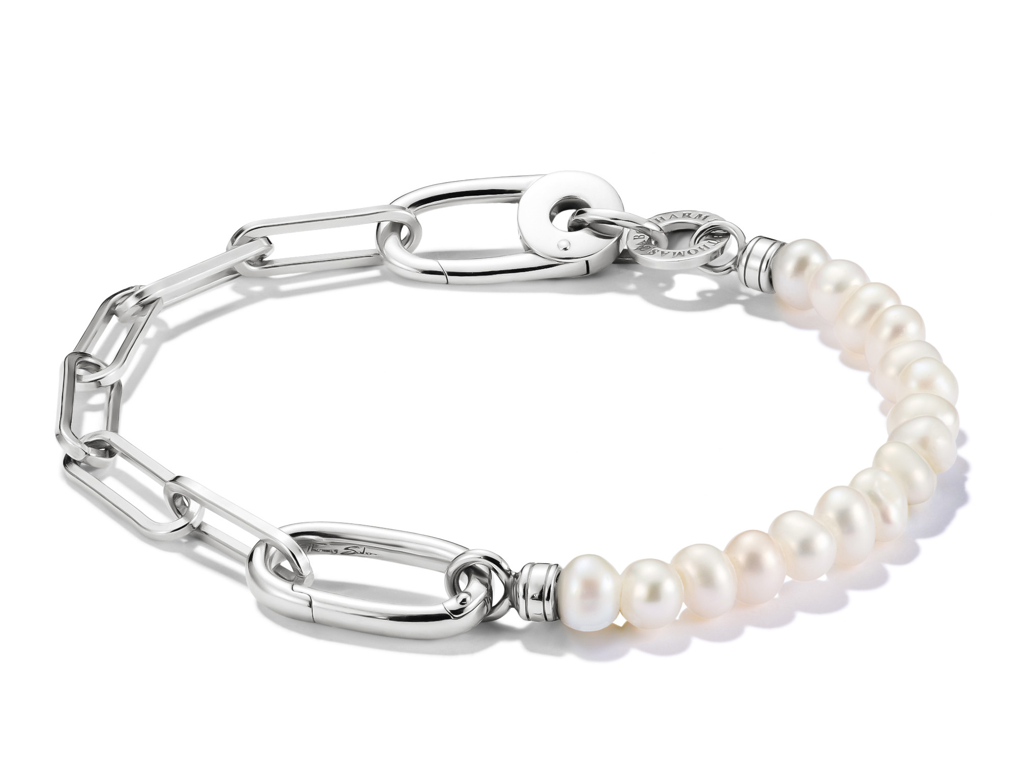 Charm Armband von Thomas Sabo in Silber mit einem Paperclip-Design und Zuchtperlen, Länge 17 cm, Teil der Charm Club CONNECT Kollektion.