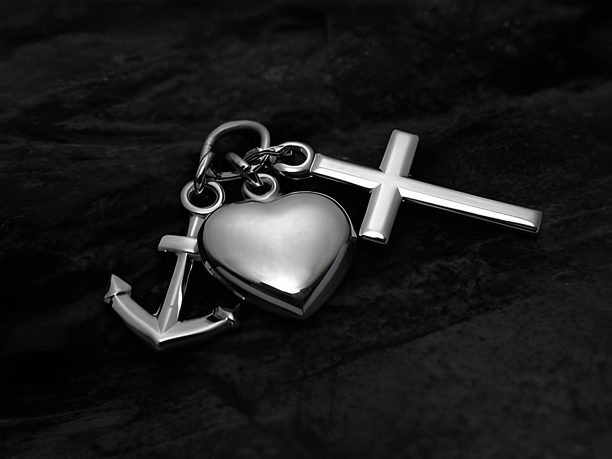 Glaube Liebe Hoffnung - Sterling Silber Anhänger 12 mm rhodiniert, mit Anker, Herz und Kreuz, stilvolles Schmuckstück von Juwelier Harnisch, symbolisiert Glauben und Zuneigung.