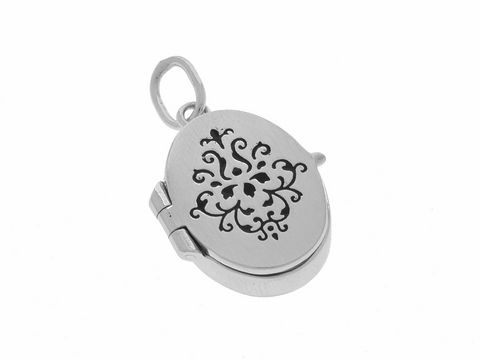 Silber Medaillon oval mit floralem Motiv, mattiert und lackiert. Hersteller Juwelier Harnisch, ideal als edles Schmuckstück oder Geschenk.