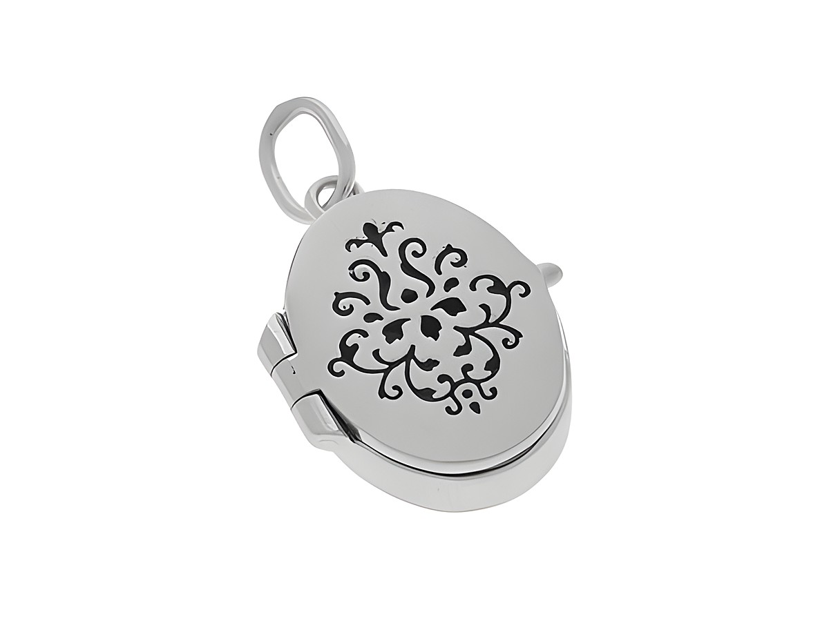 Silber Medaillon oval mit floralem Motiv, mattiert und lackiert. Hersteller Juwelier Harnisch, ideal als edles Schmuckstück oder Geschenk.